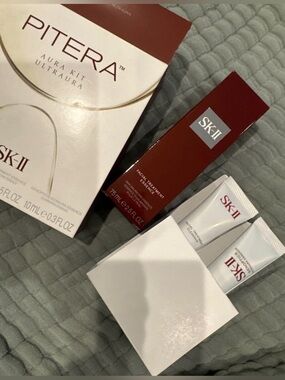 SK-II Pitera Aura Kit - Facial Treatment Essence, Cleanser & GenOptics Essence